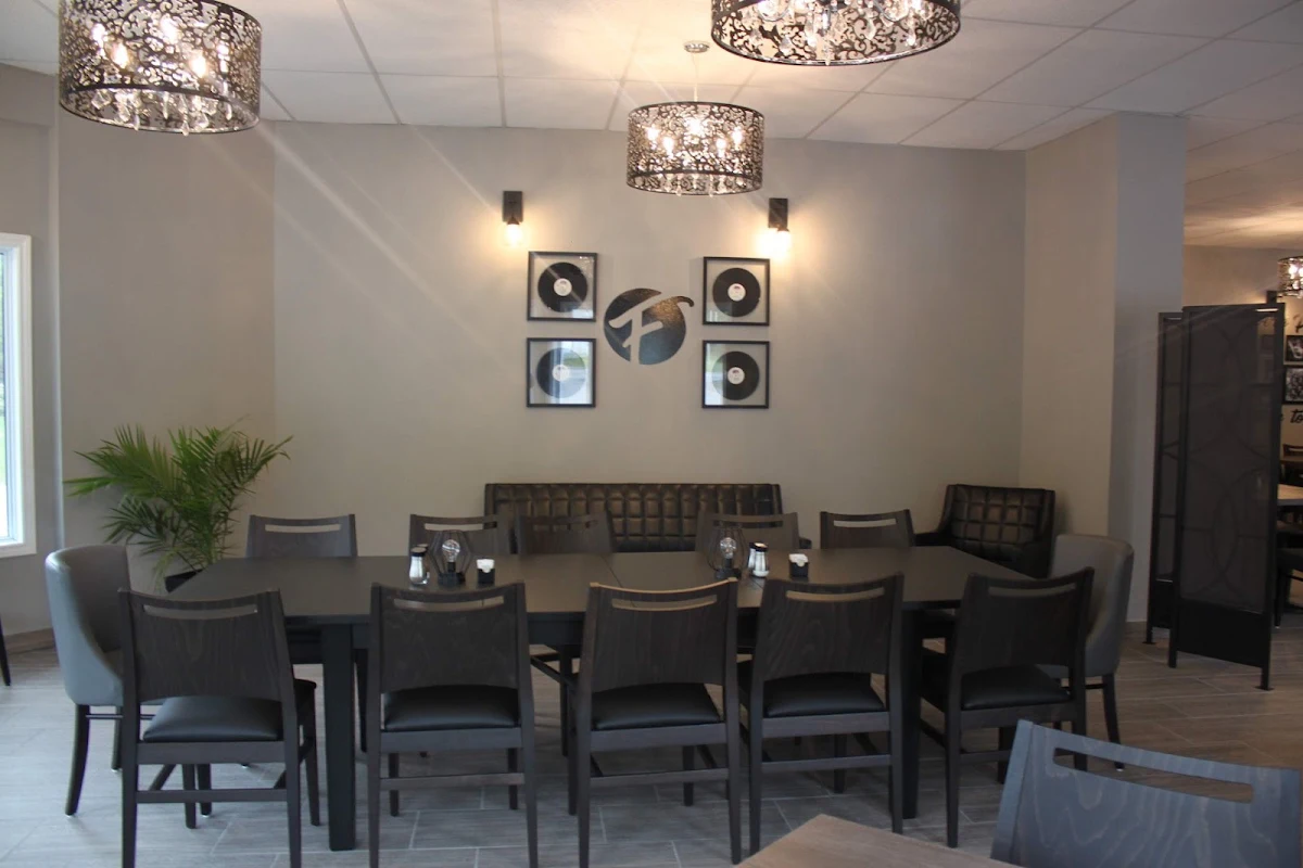 Vibe, Filane's Restaurant