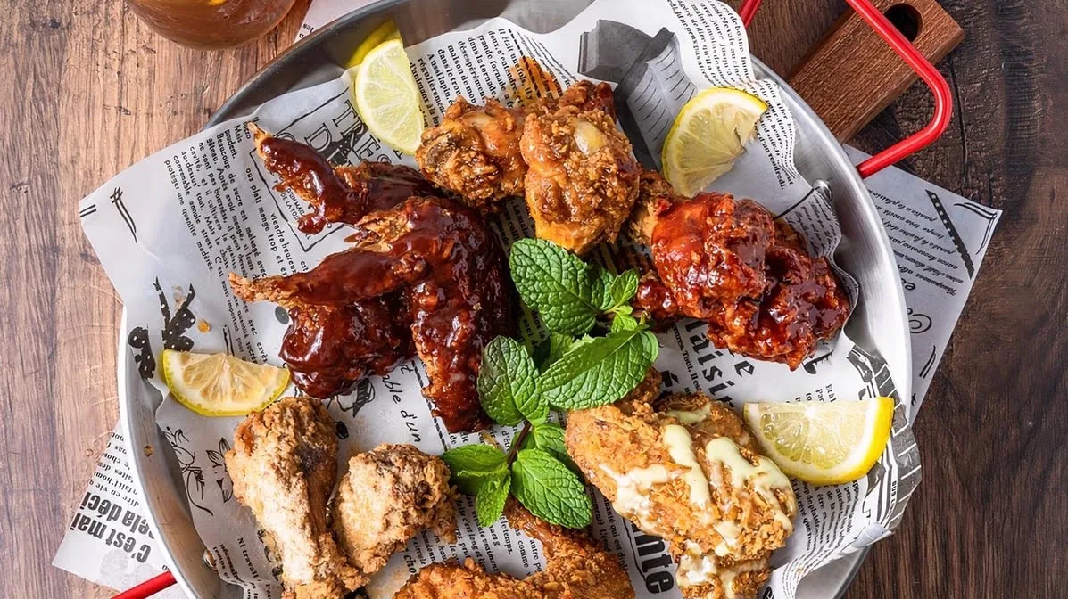 Food & drink, BUFWIN —chicken buffet & beer. Halal food