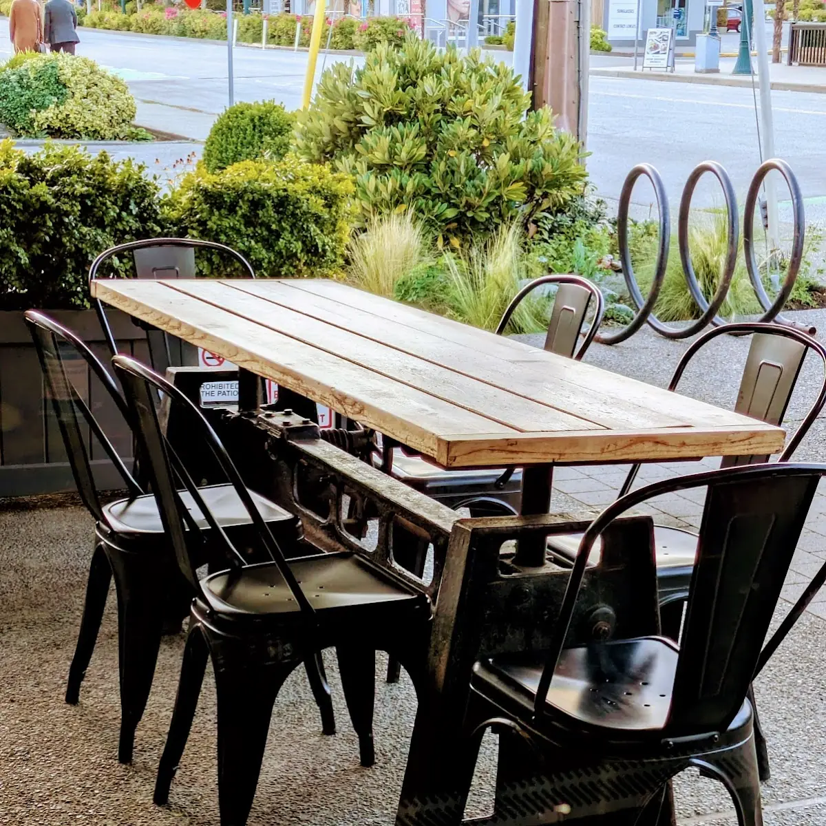 Vibe, Wood N Frog Coffee Company