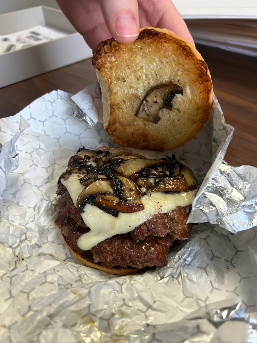 Food & drink, Chemong Chuck Wagon