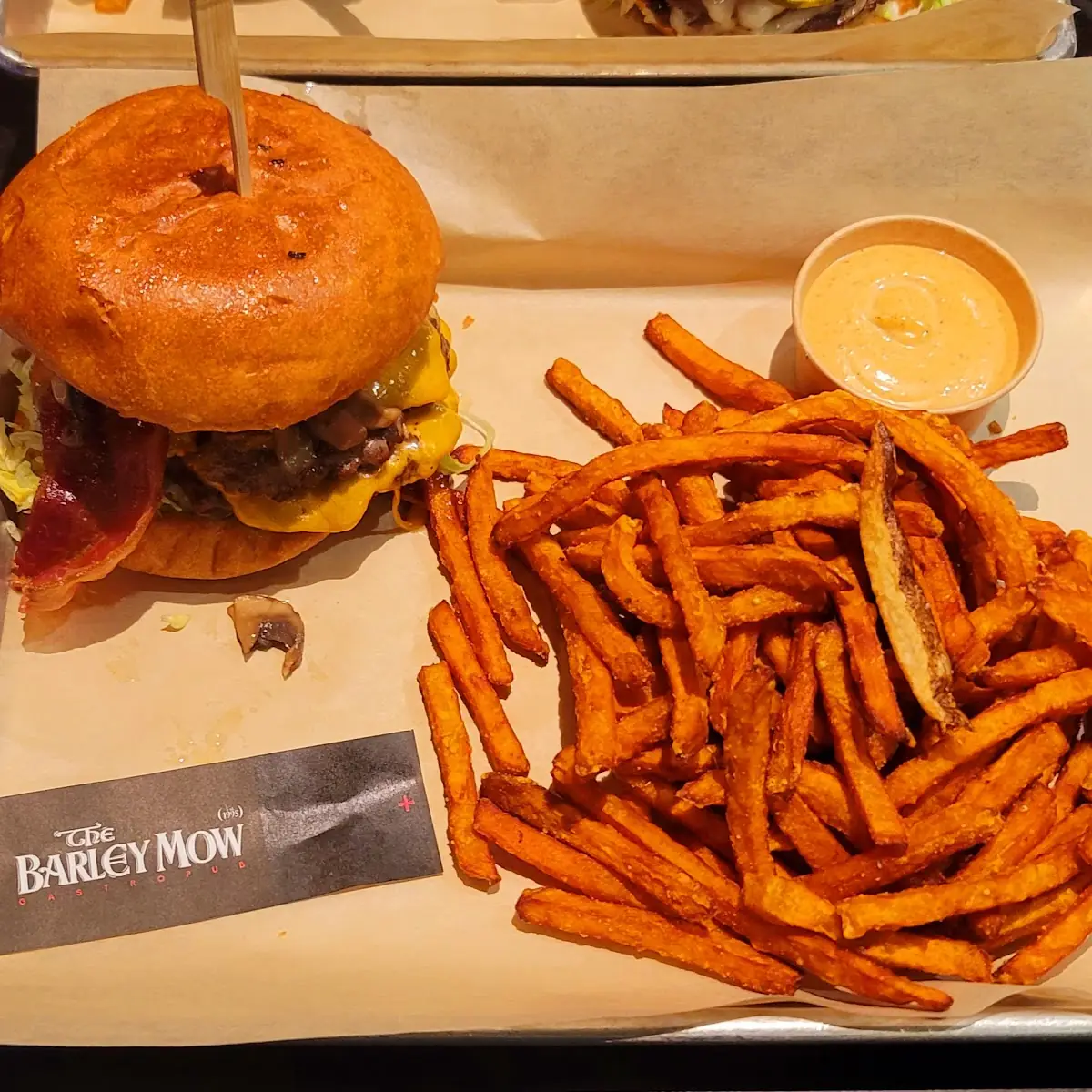 Food & drink, The Barley Mow (Brockville)