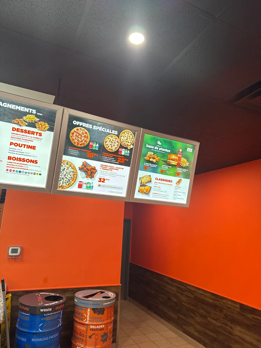 Menu, Pizza Pizza