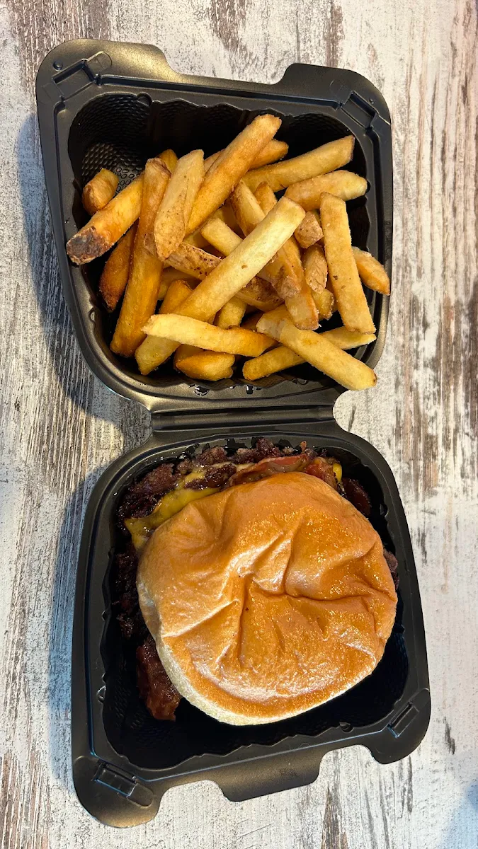 Food & drink, Famous Archie’s