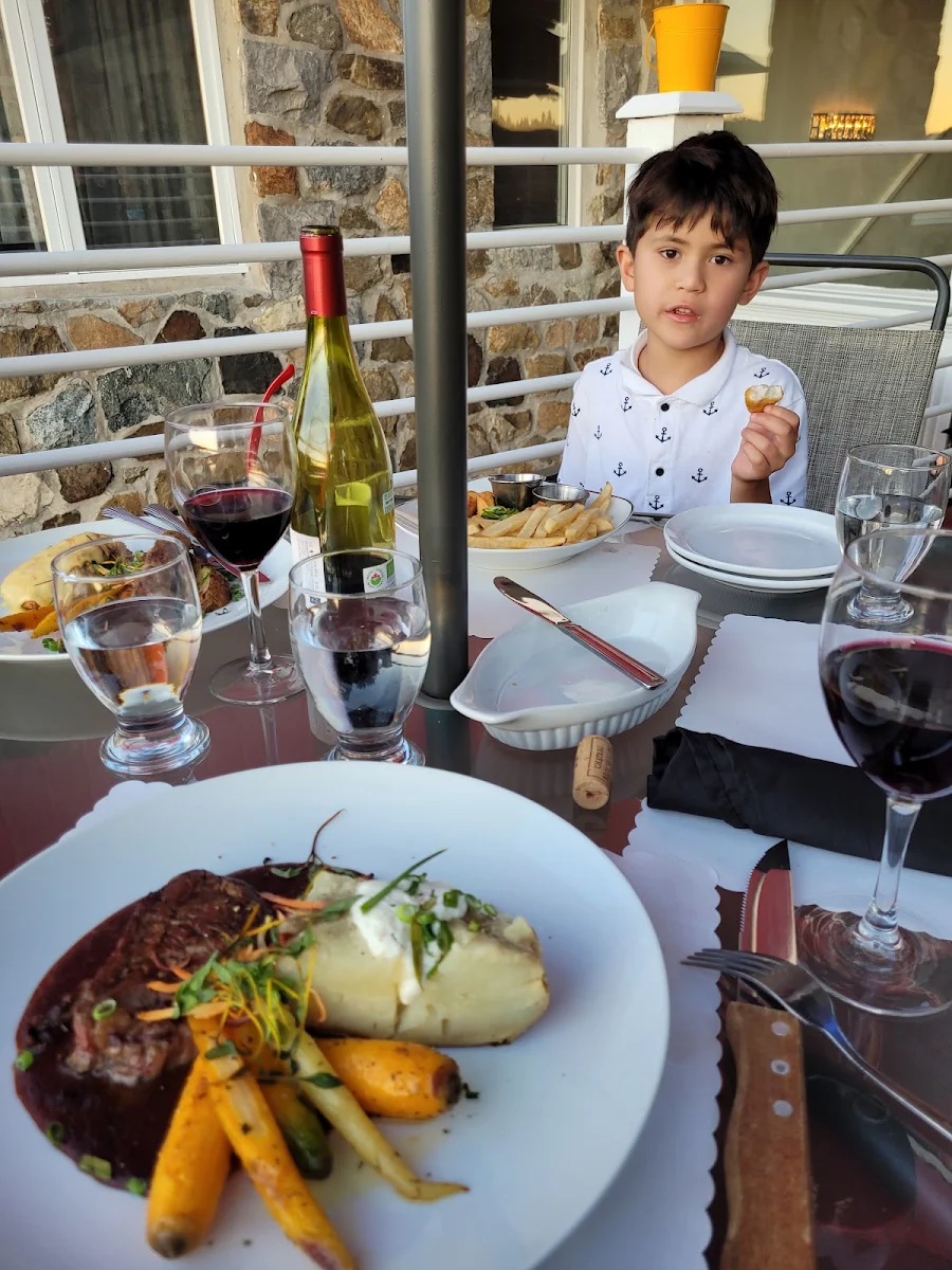 Food & drink, Auberge Lac Du Pin Rouge