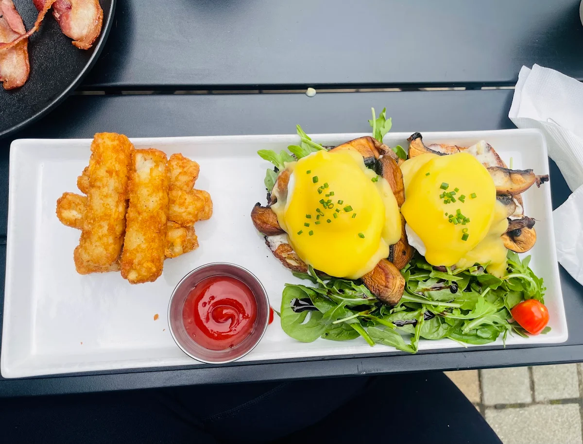 Food & drink, Eggcetra Breakfast Cafe