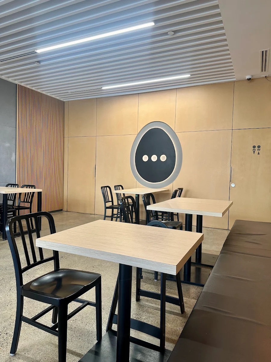 Vibe, Eggcetra Breakfast Cafe
