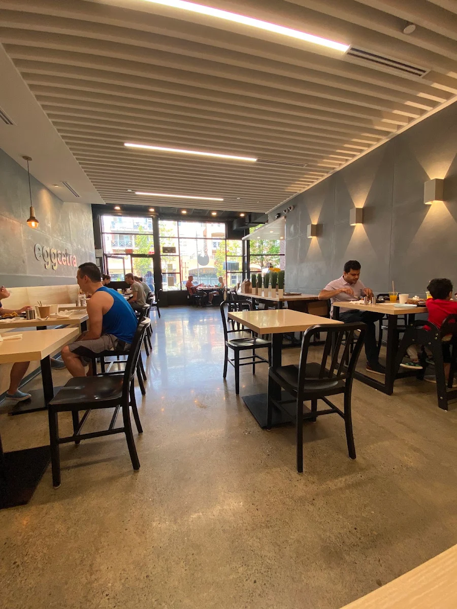 Vibe, Eggcetra Breakfast Cafe
