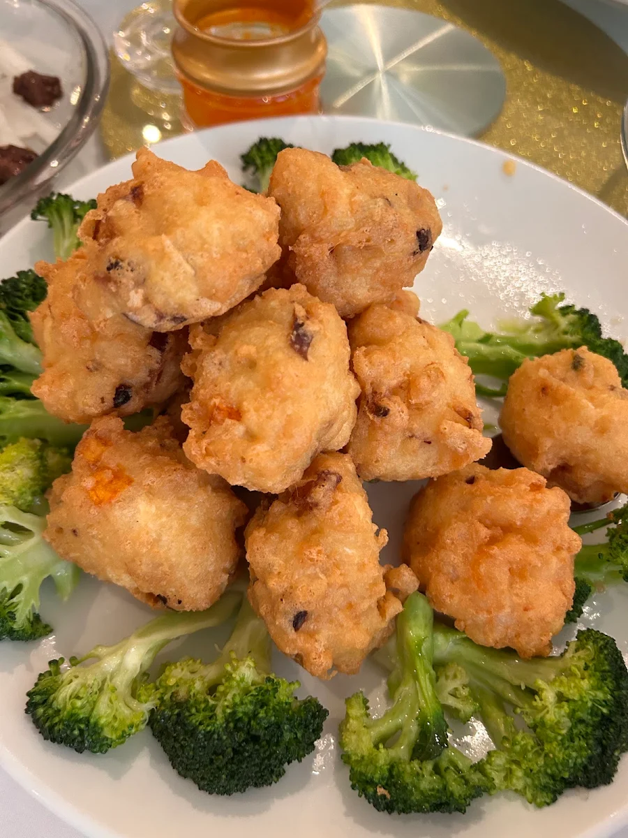Food & drink, Maison Sai Yan