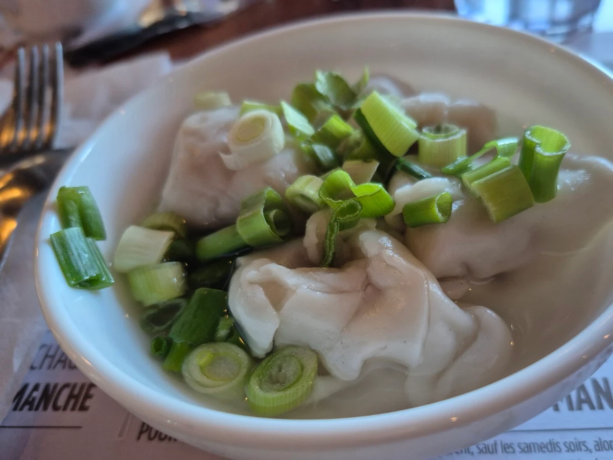 Food & drink, Buffet des Continents - Trois-Rivières