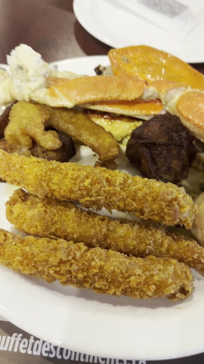 Food & drink, Buffet des Continents - Trois-Rivières