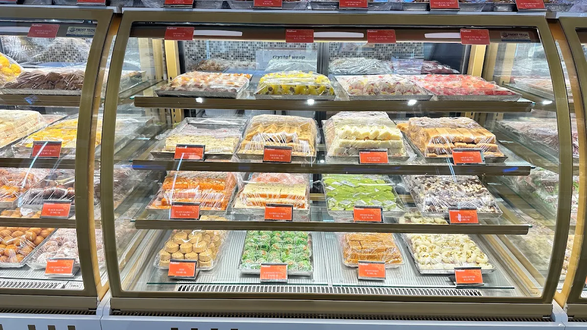 Vibe, Rajdhani Sweets & Restaurant | Dundas West