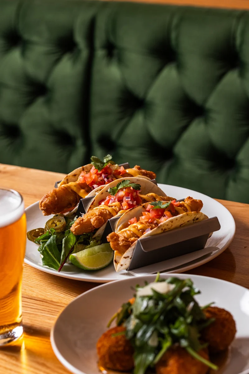 Food & drink, Southern Cross Hotel