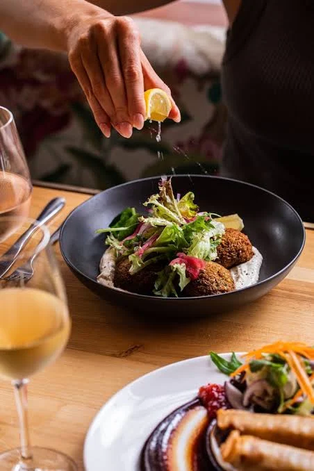 Food & drink, Southern Cross Hotel