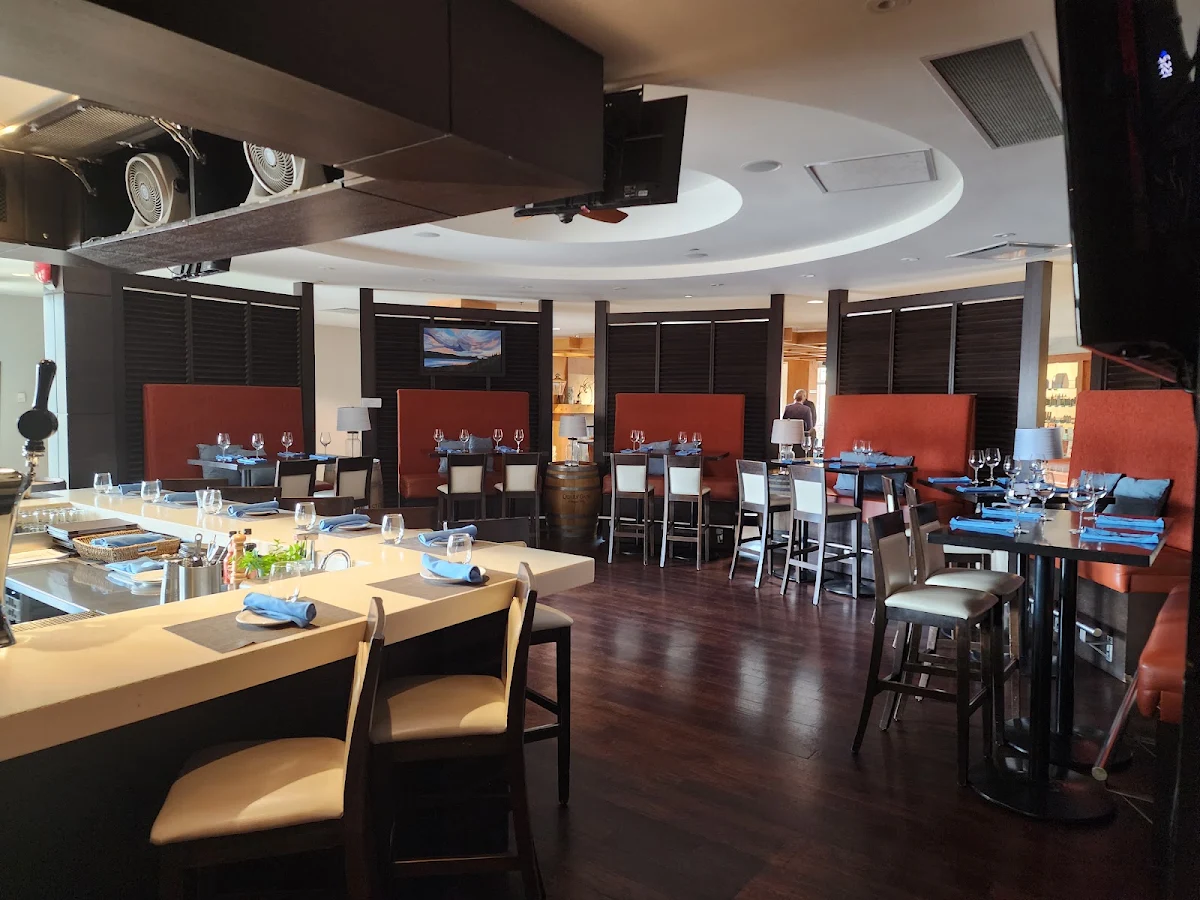 Vibe, The Landing Kitchen + Bar
