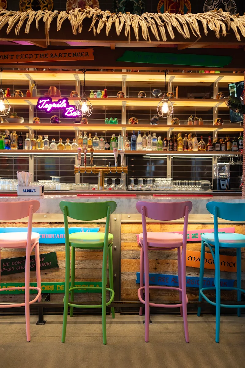 Vibe, Carlos & Pepe's - Saint-Léonard