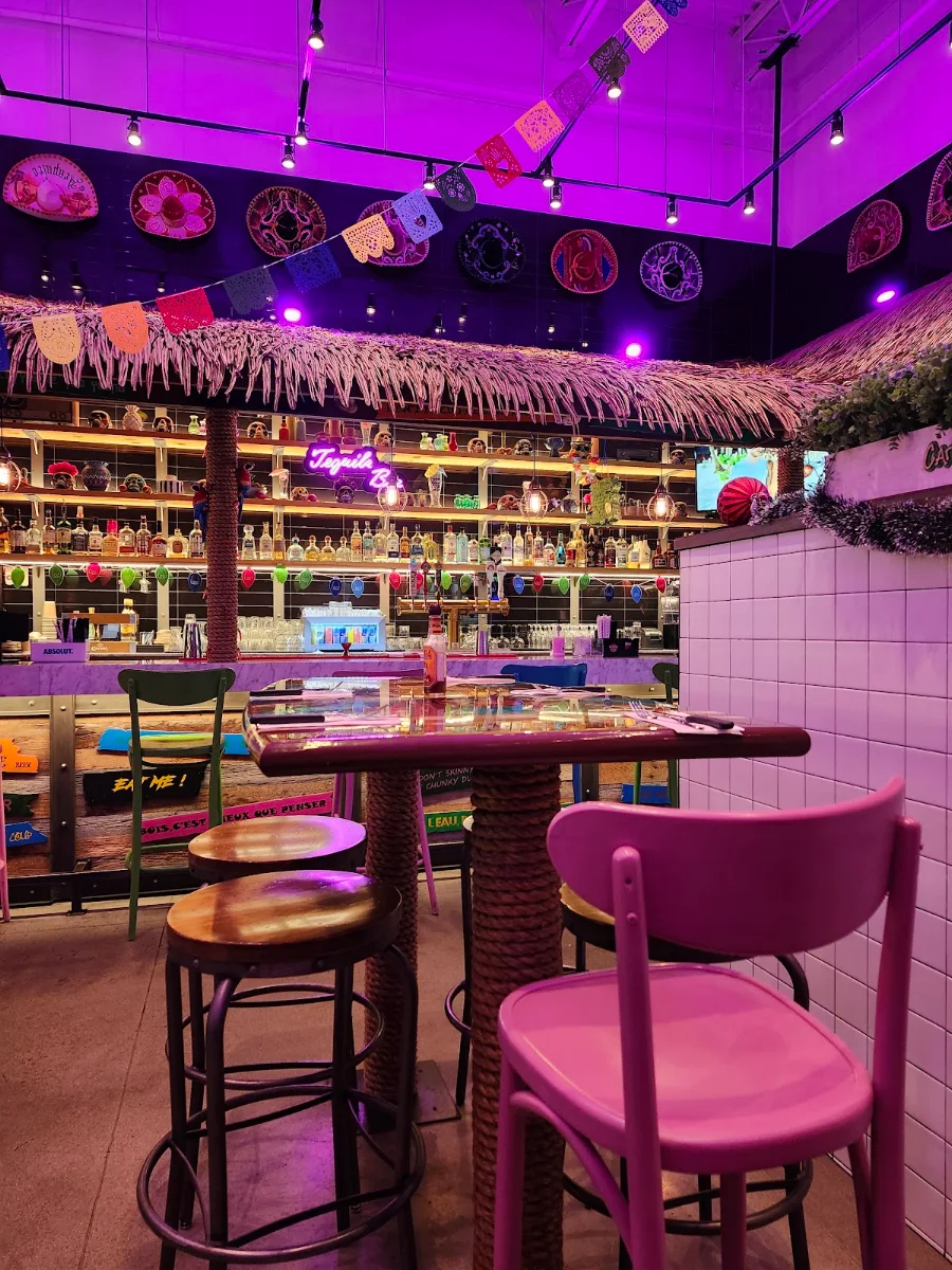 Vibe, Carlos & Pepe's - Saint-Léonard