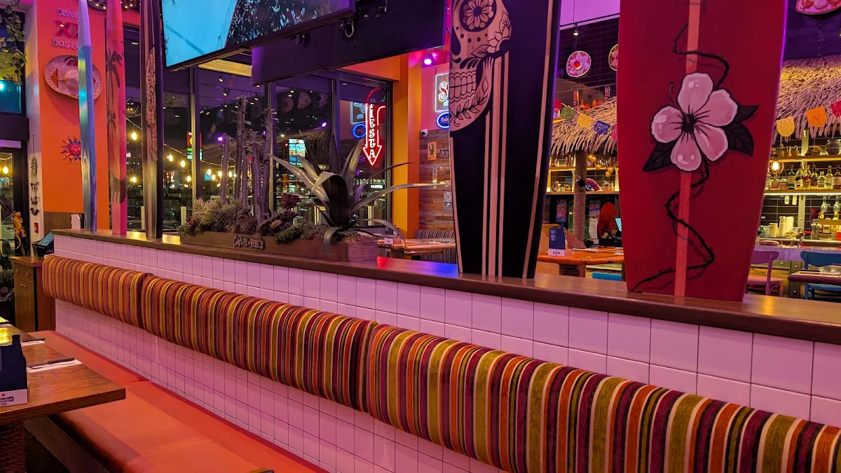 Vibe, Carlos & Pepe's - Saint-Léonard