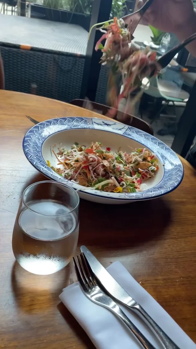 Food & drink, Lee