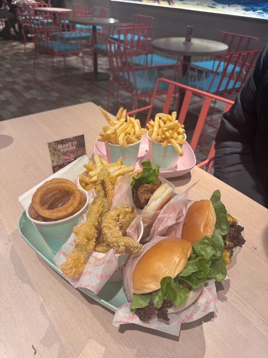 Food & drink, Betty's Burgers
