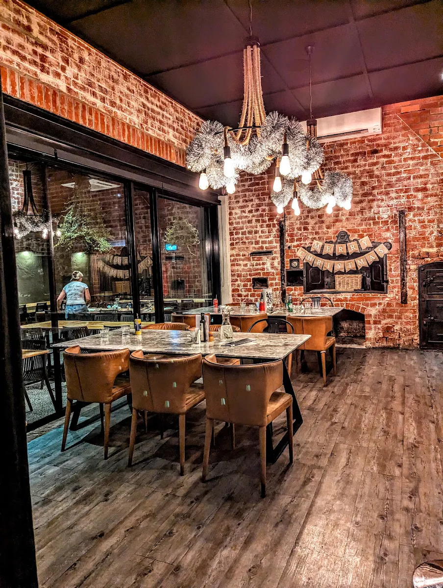 Vibe, Zero95 Pizza Bar Dromana
