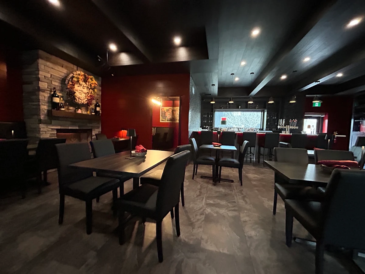 Vibe, Ziraldo’s Italian Steakhouse