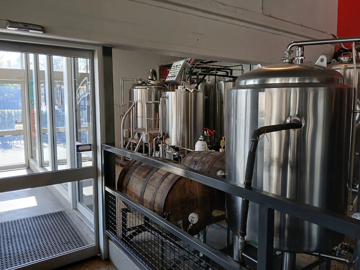 Vibe, Thirsty Crow Brewery
