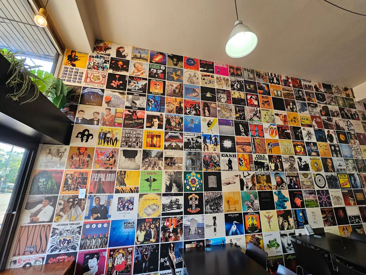 Vibe, Scale & Bloom Cafe - New Lambton