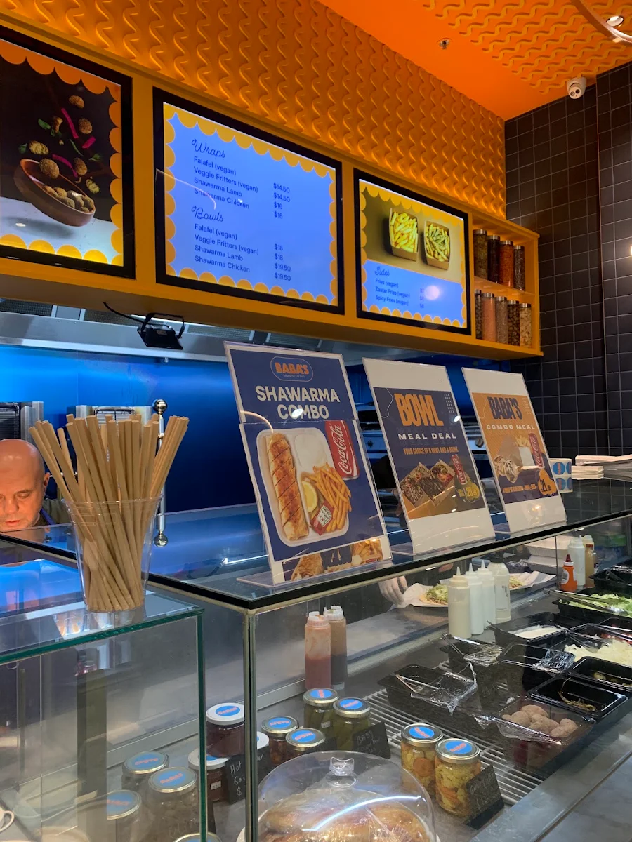 Vibe, Baba's Lebanese Kitchen