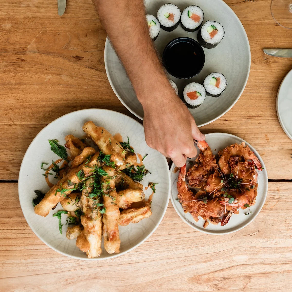 Food & drink, TOLLY’S