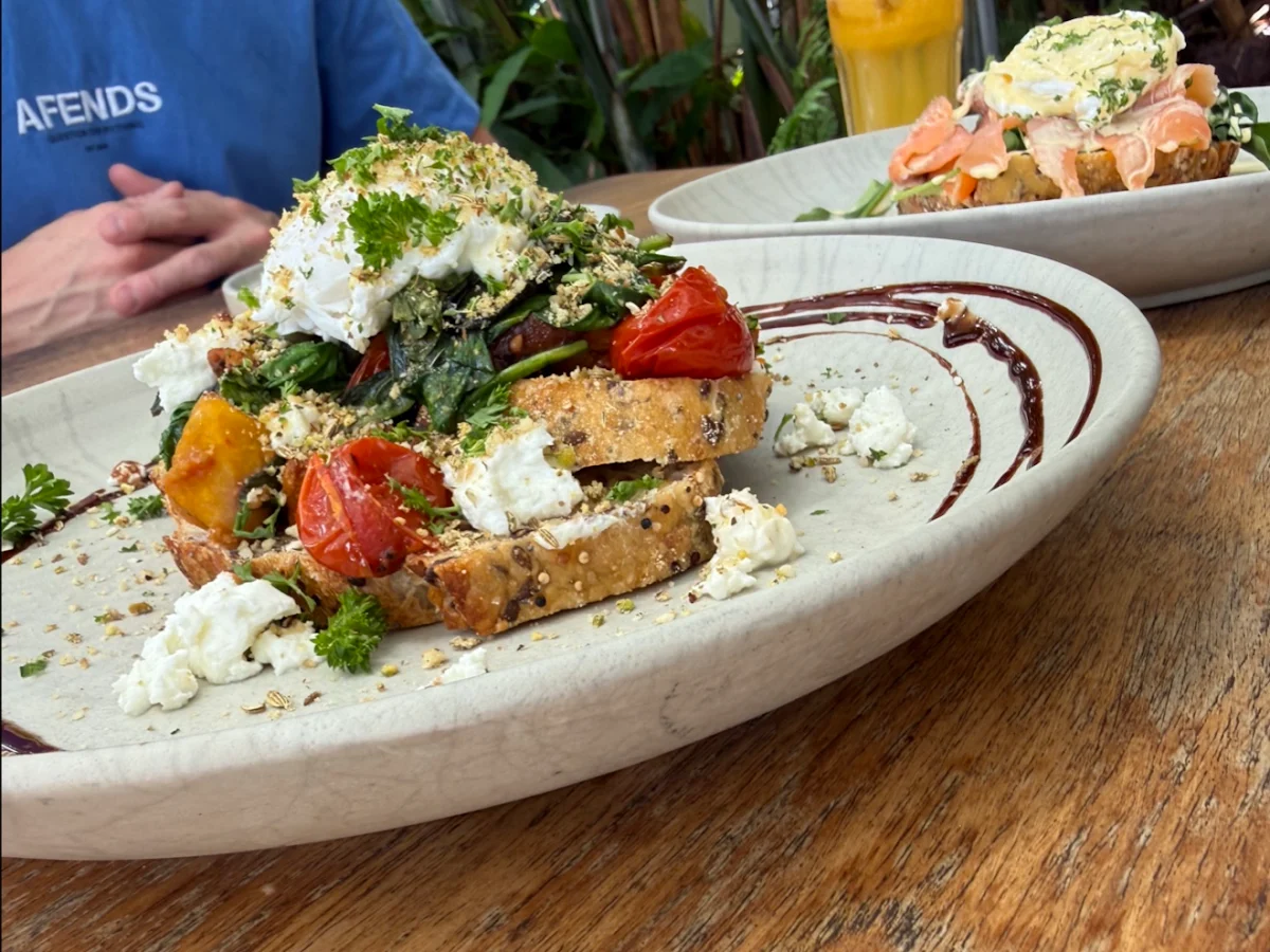 Food & drink, TOLLY’S