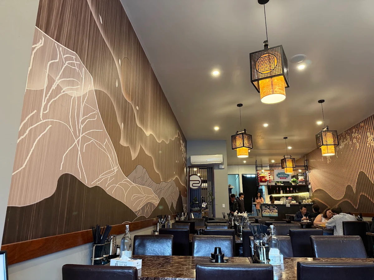 Vibe, Eastern Dumpling House