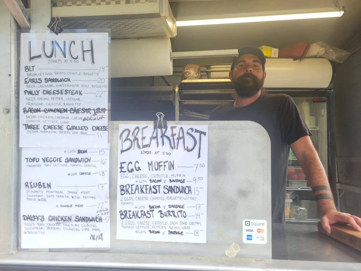 Menu, Sizzle Breakfast & Lunch