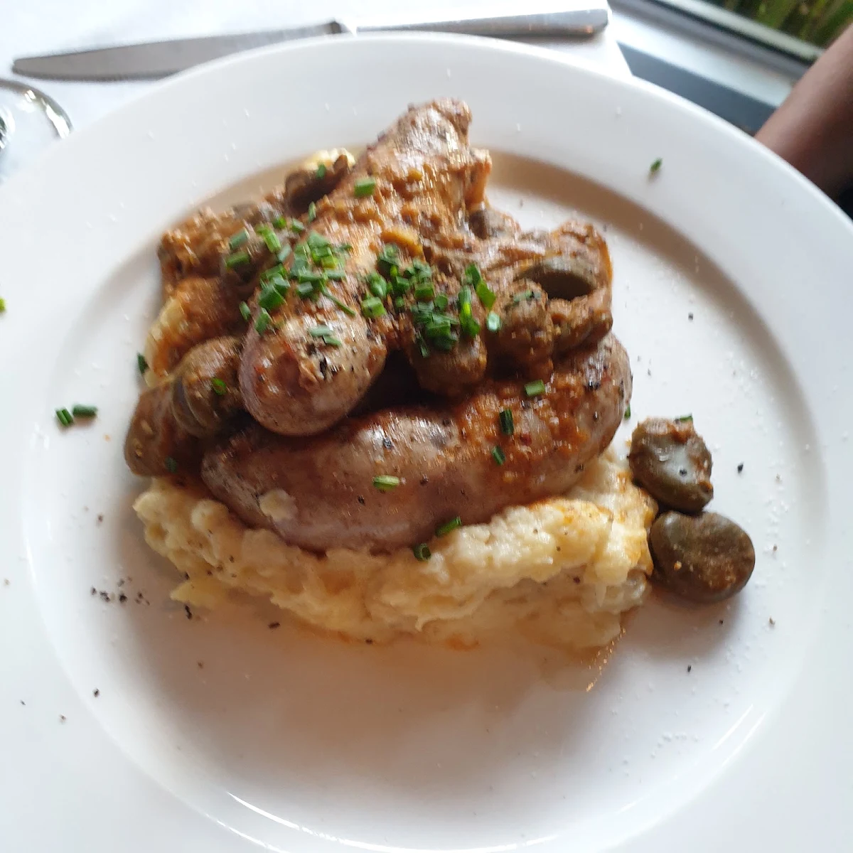 Food & drink, D’Browes Restaurant