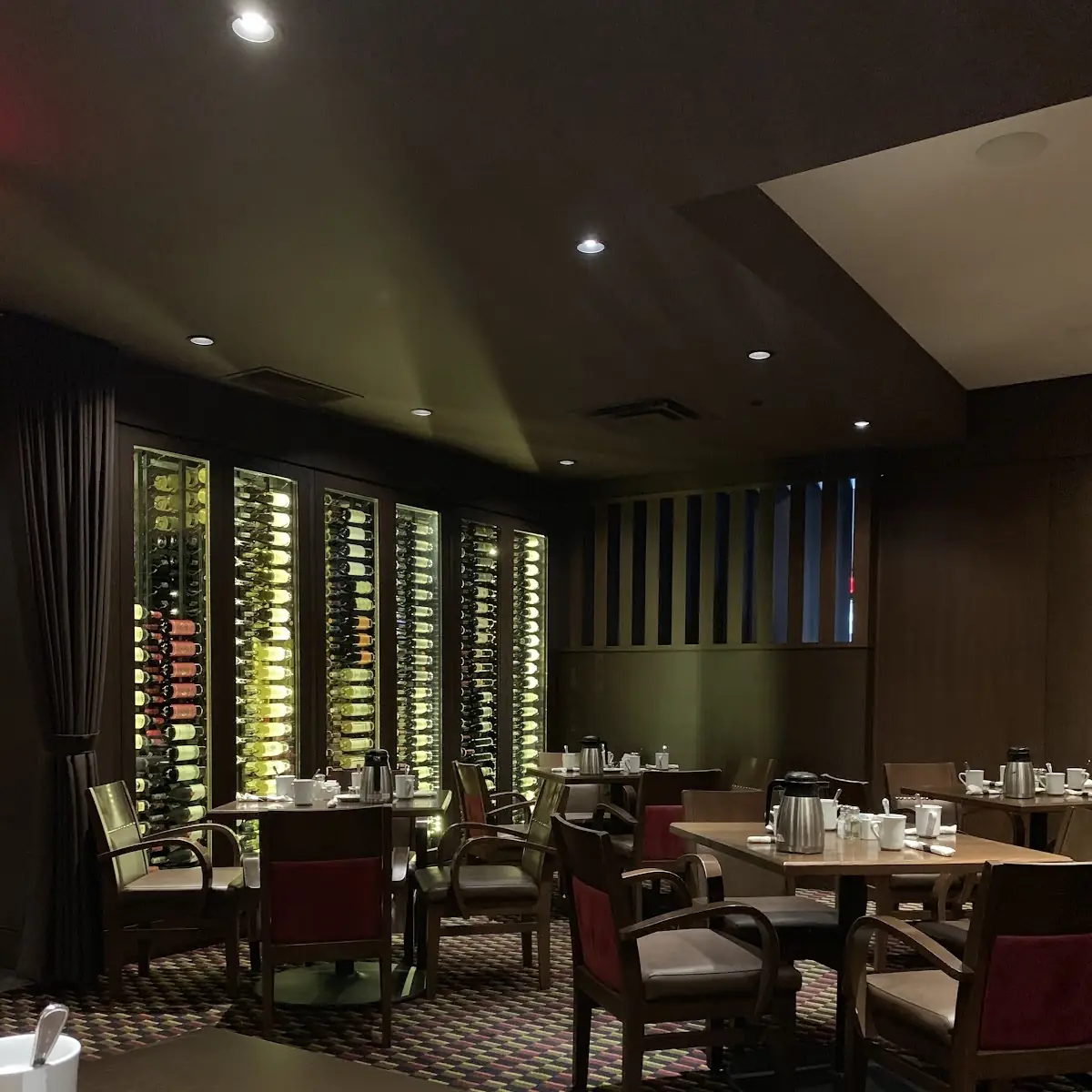 Vibe, The Keg Steakhouse + Bar - Niagara Falls Courtyard Marriott