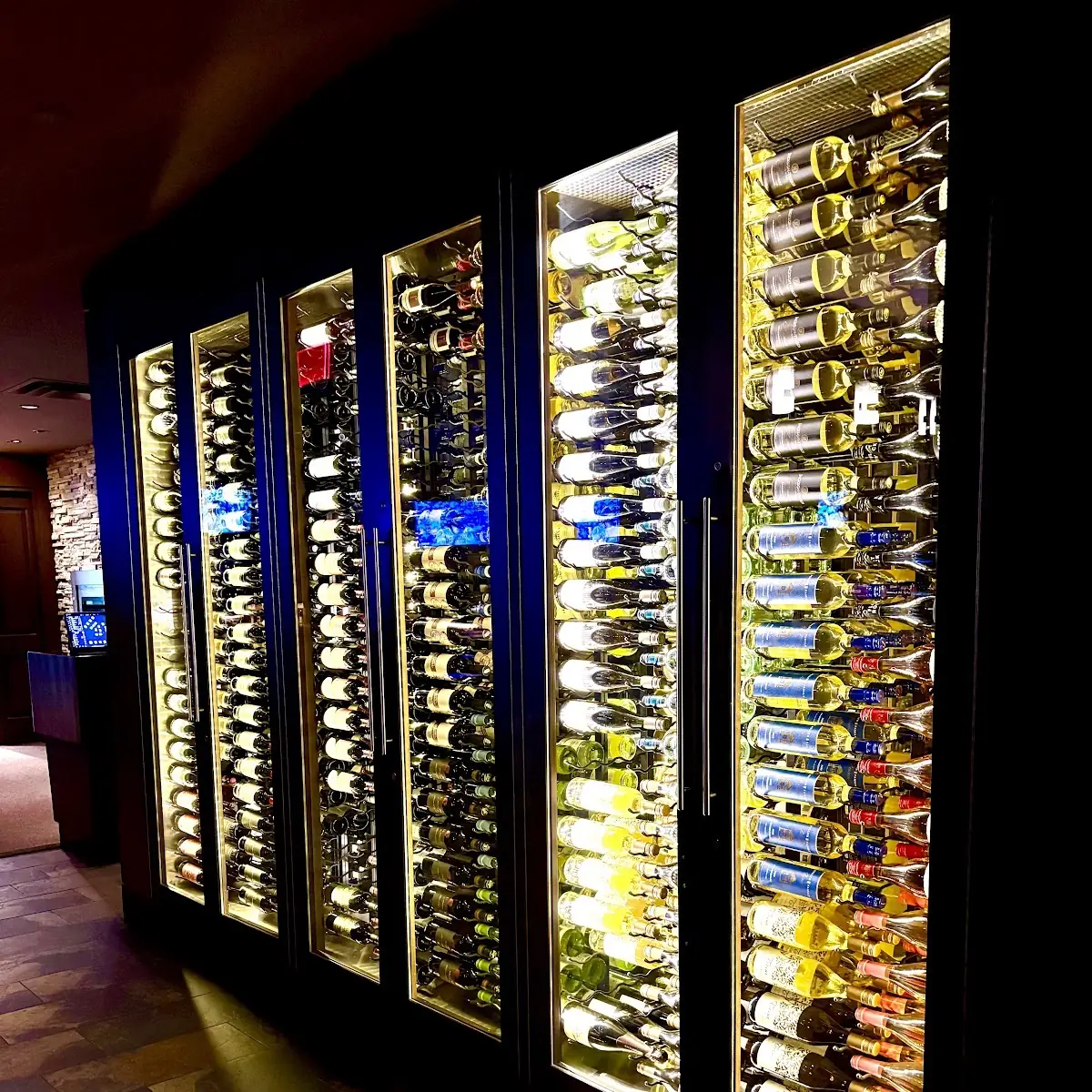 Vibe, The Keg Steakhouse + Bar - Niagara Falls Courtyard Marriott
