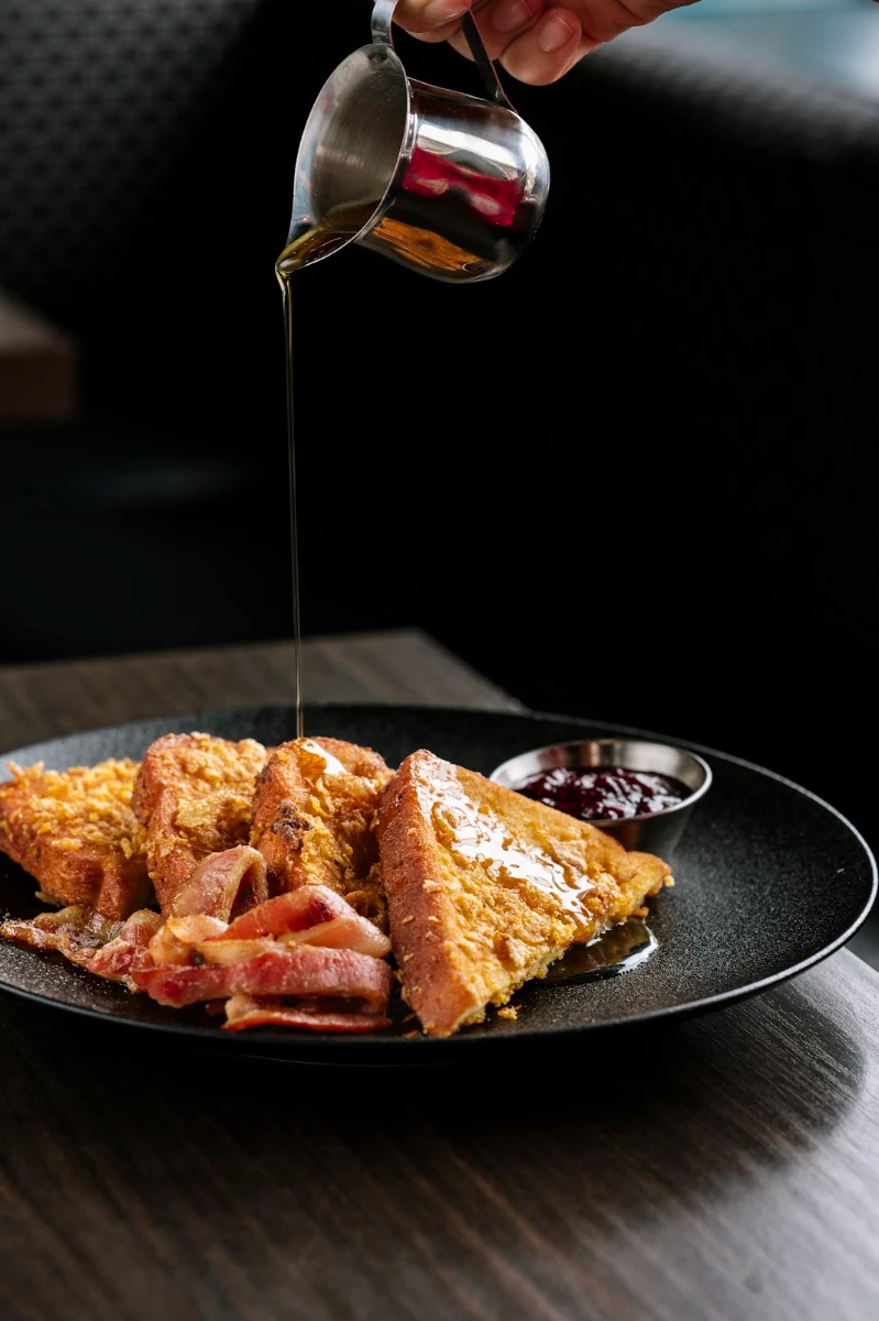 Food & drink, Vic Social