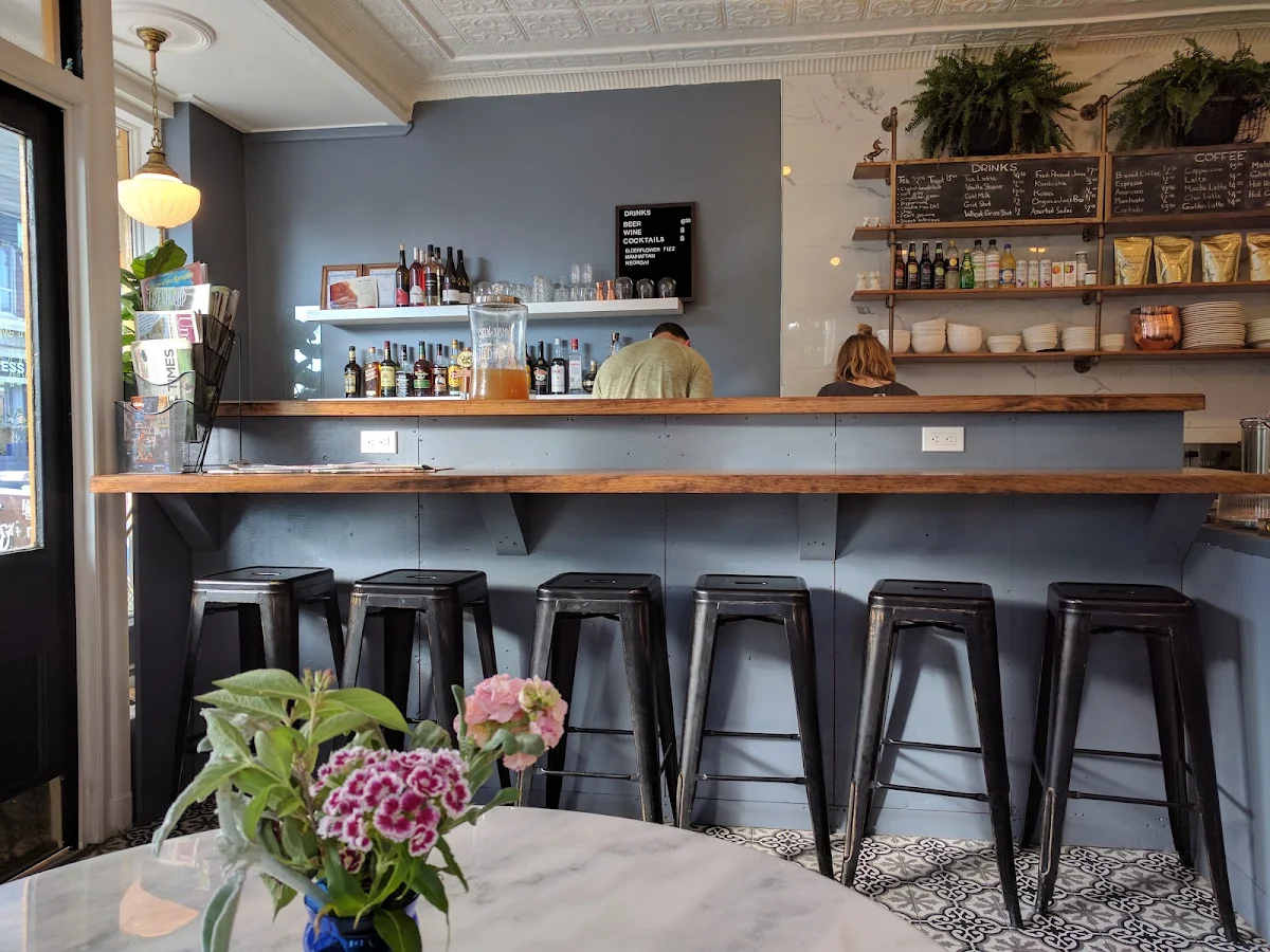 Vibe, Vic Social