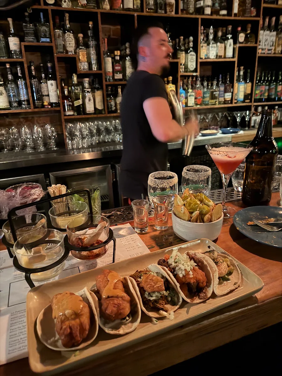 Food & drink, La Cholita