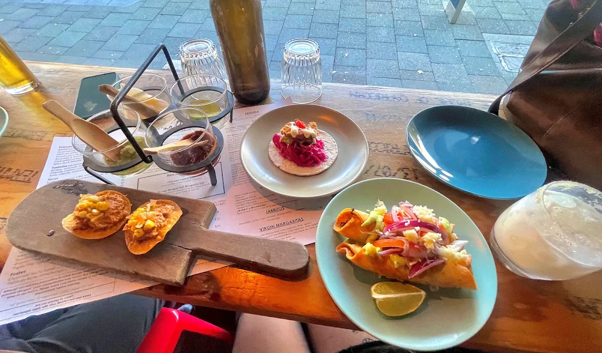 Food & drink, La Cholita