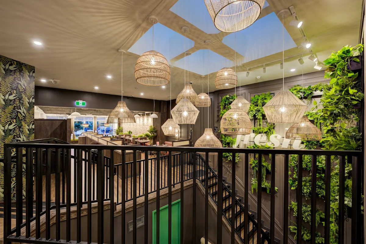 Vibe, Fresh Kitchen + Juice Bar