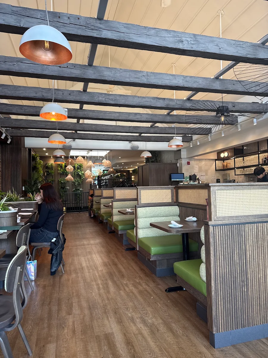 Vibe, Fresh Kitchen + Juice Bar