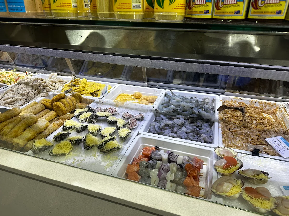 Vibe, Aces Seafood
