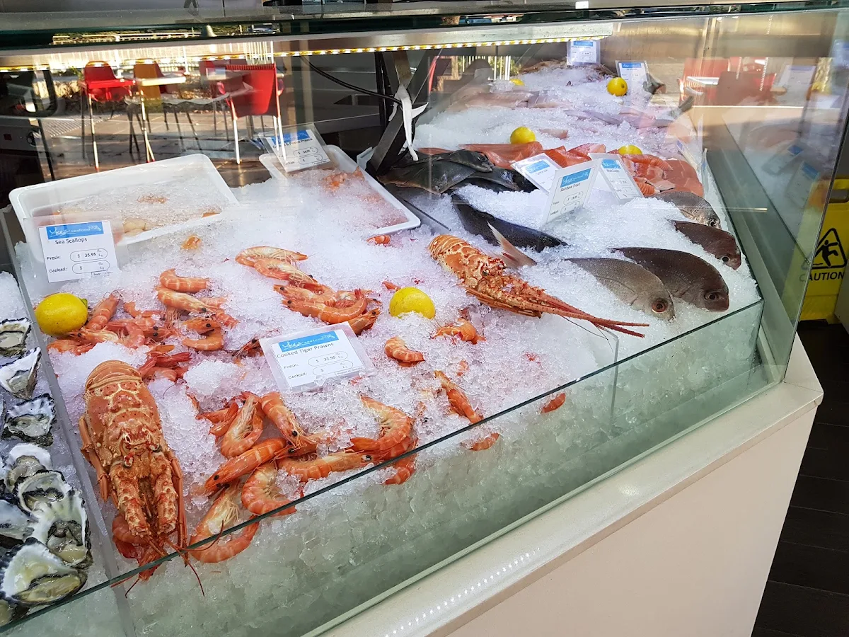 Vibe, Aces Seafood