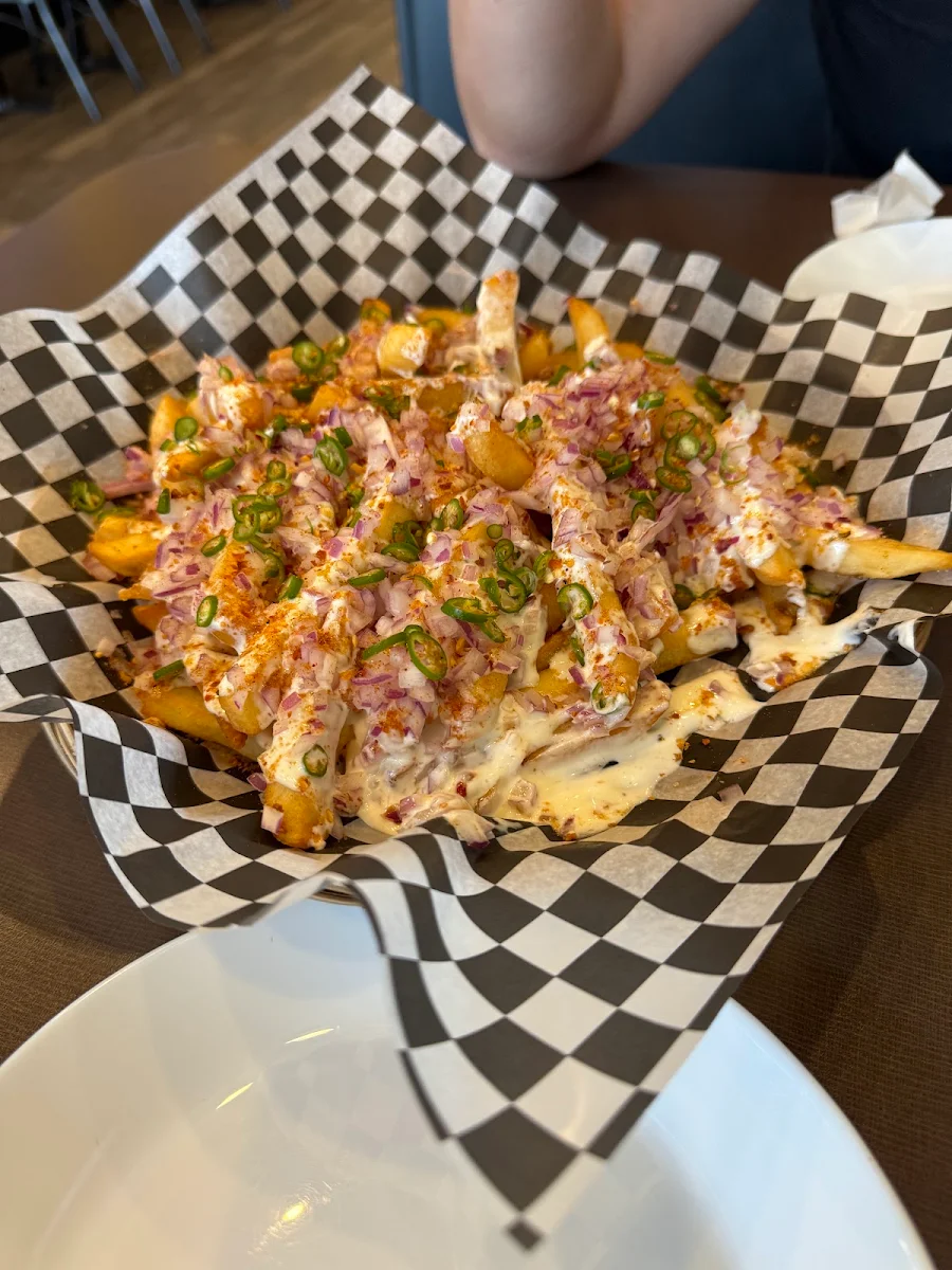 Food & drink, Wing Station