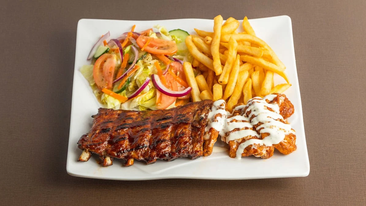 Food & drink, Wing Station