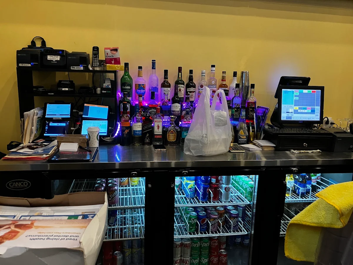 Vibe, Wing Station