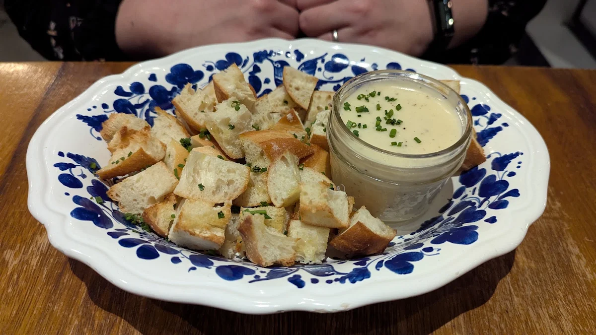 Food & drink, Bistro Le St-Charles