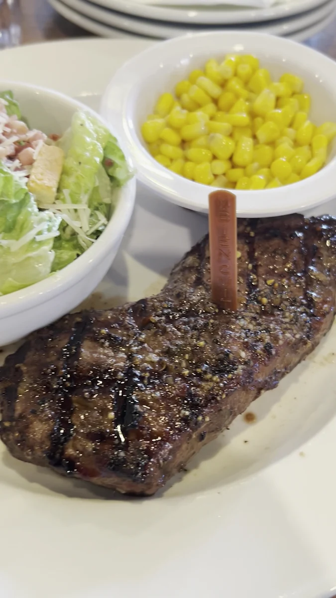 Food & drink, Chuck's Roadhouse Bar and Grill