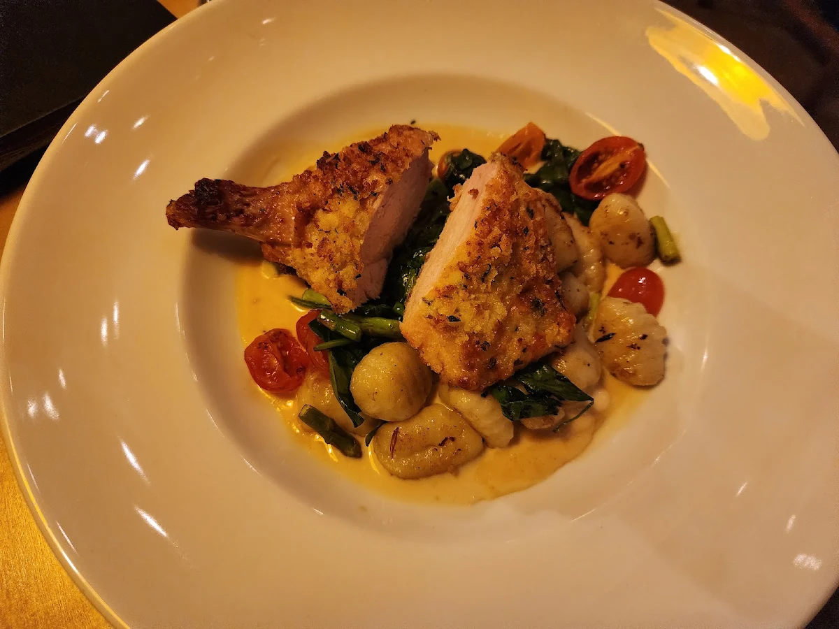 Food & drink, Rail & River Bistro