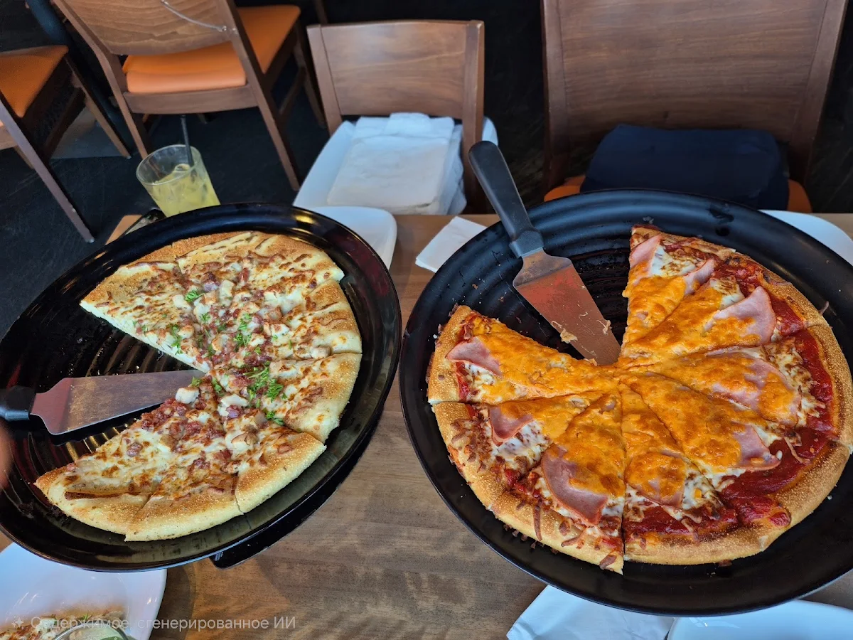 Food & drink, Boston Pizza
